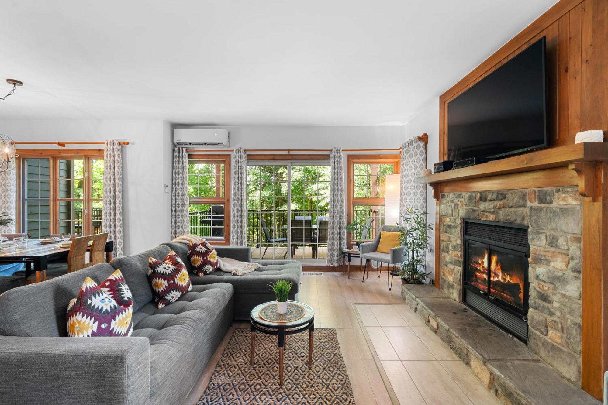 מונט טרמבלאנט Les Falaises Tremblant - Ski Inout Condo W2Bdrs מראה חיצוני תמונה