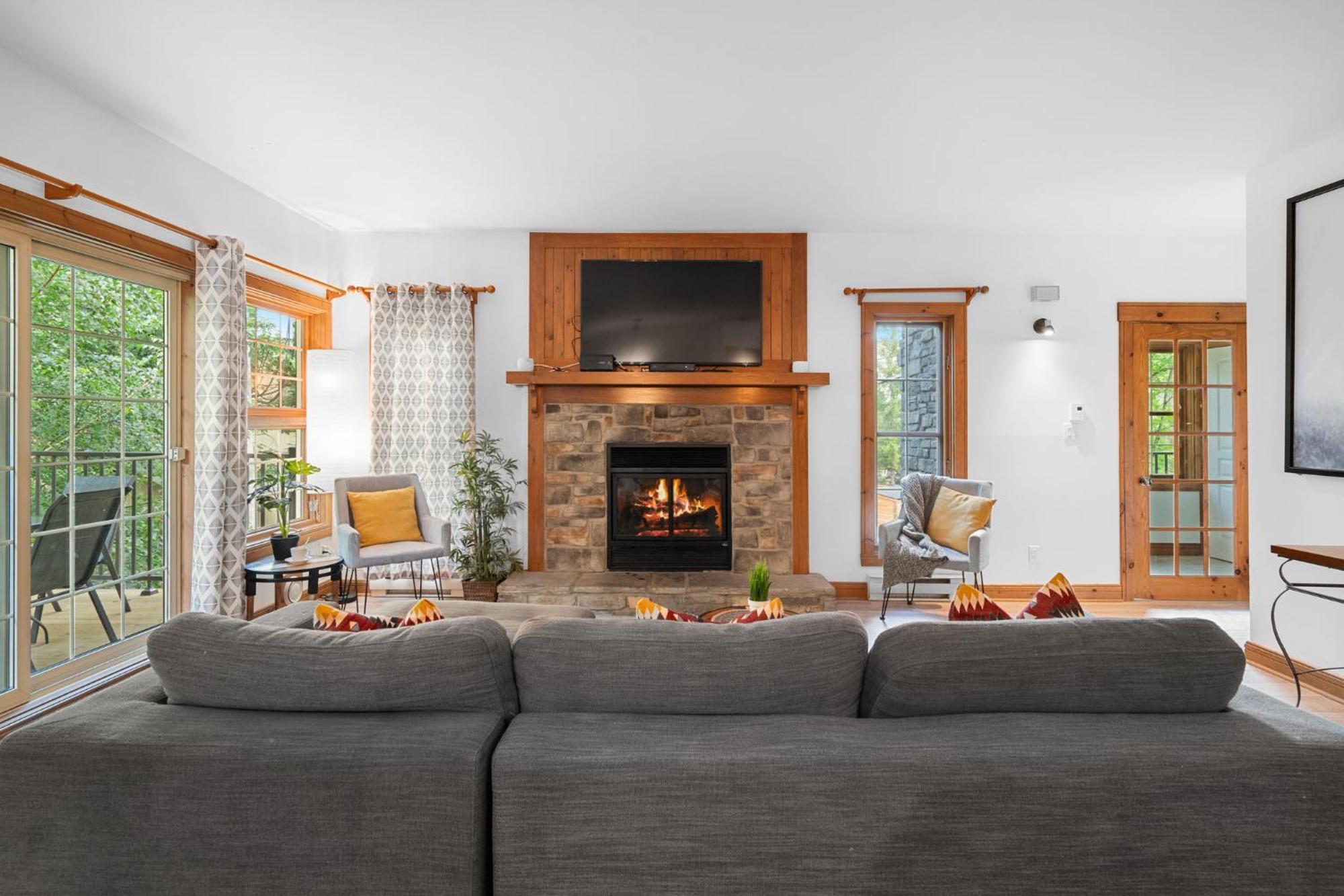 מונט טרמבלאנט Les Falaises Tremblant - Ski Inout Condo W2Bdrs מראה חיצוני תמונה